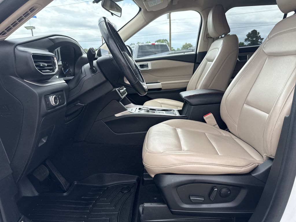 2021 Ford Explorer XLT - 11