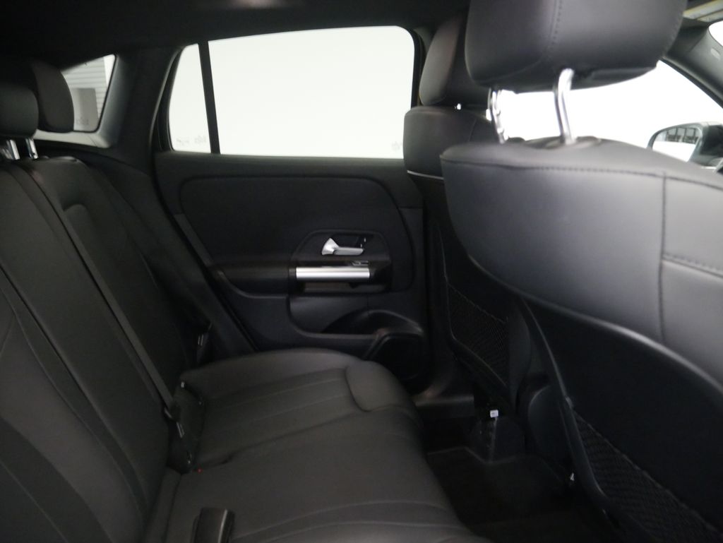 Thumbnail: 2023 Mercedes-Benz GLA - 31