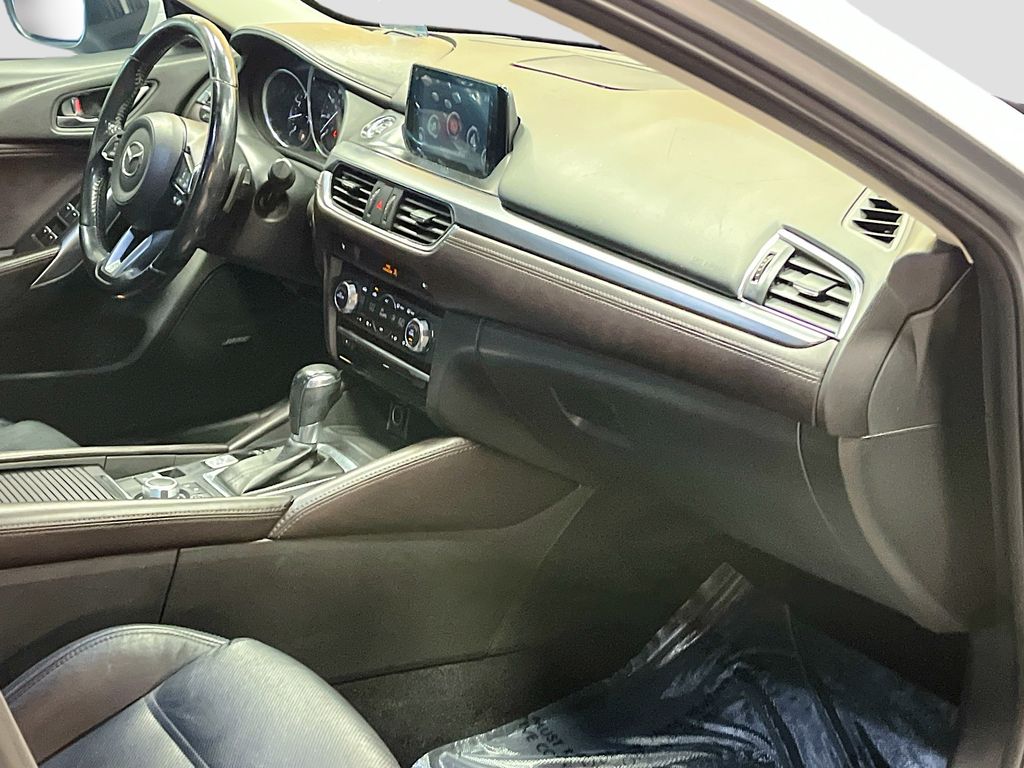 Used 2017 Sonic Silver Metallic Mazda Grand Touring image 31
