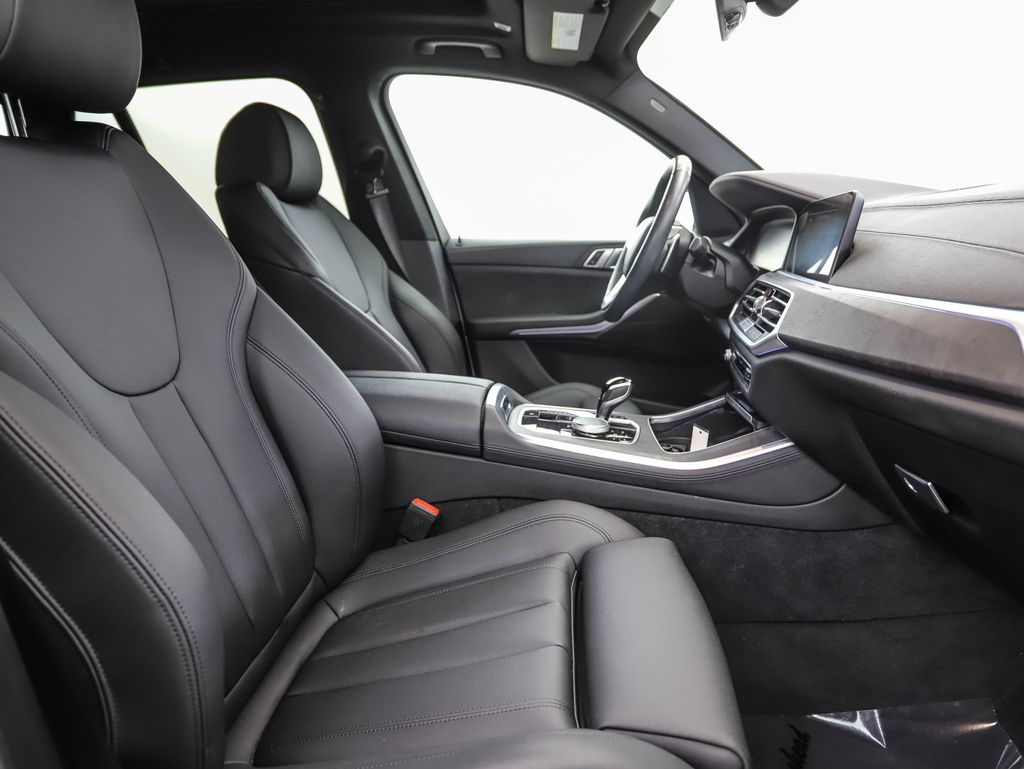 Thumbnail: 2022 BMW X5 - 30