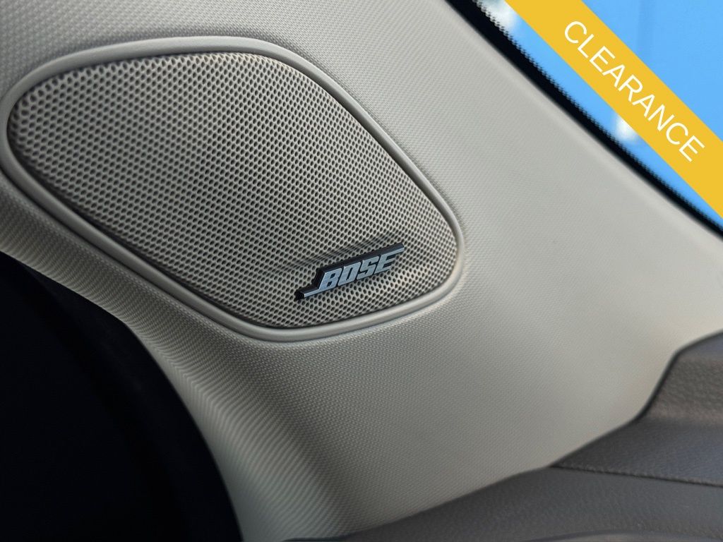 2025 Honda Pilot Touring - 8