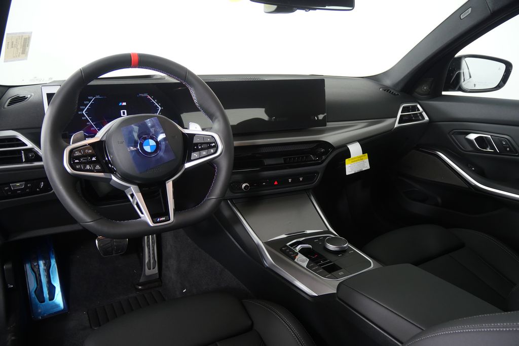 Thumbnail: 2026 BMW 3 Series - 18