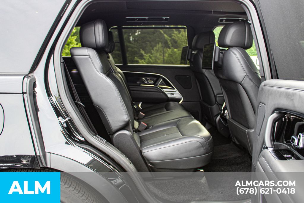 Used 2024 Black Land Rover SE image 21