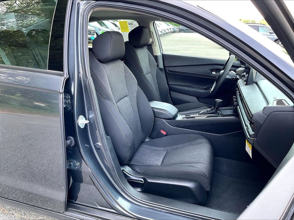 2025 Honda Accord — photo 11