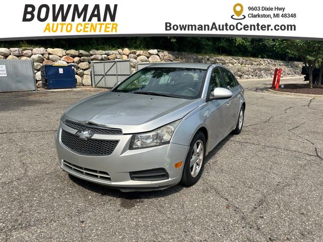 2013 Chevrolet Cruze 1LT Sedan FWD