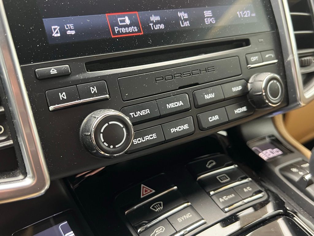 Thumbnail: 2018 Porsche Cayenne - 12