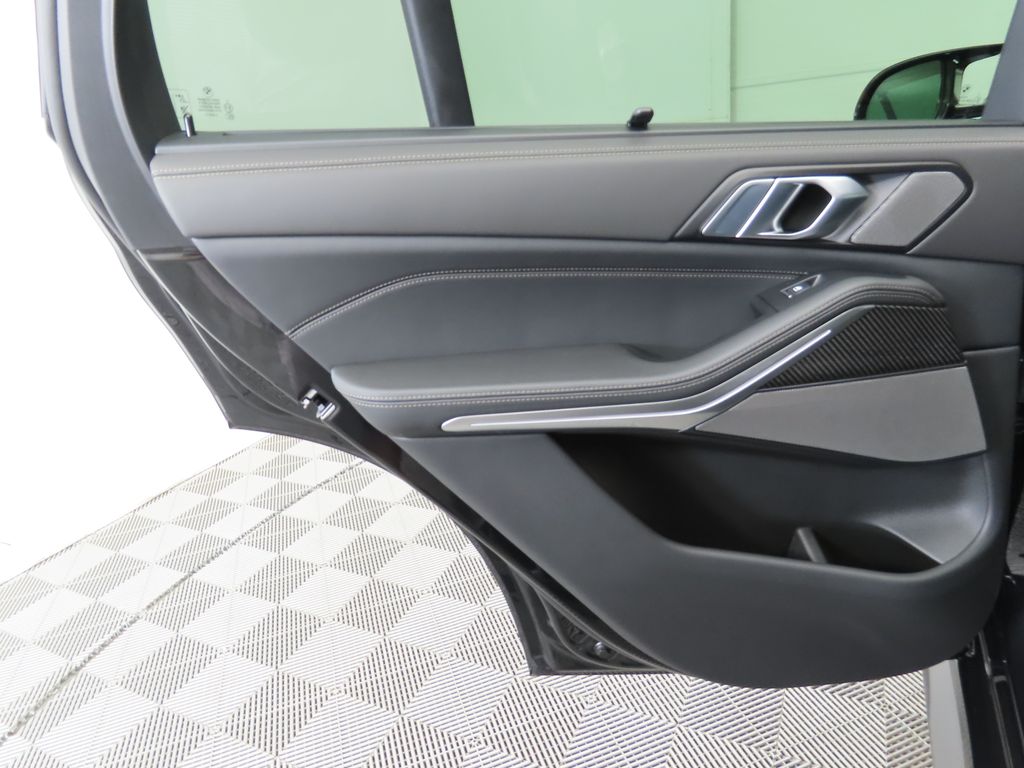 Thumbnail: 2026 BMW X5 - 26