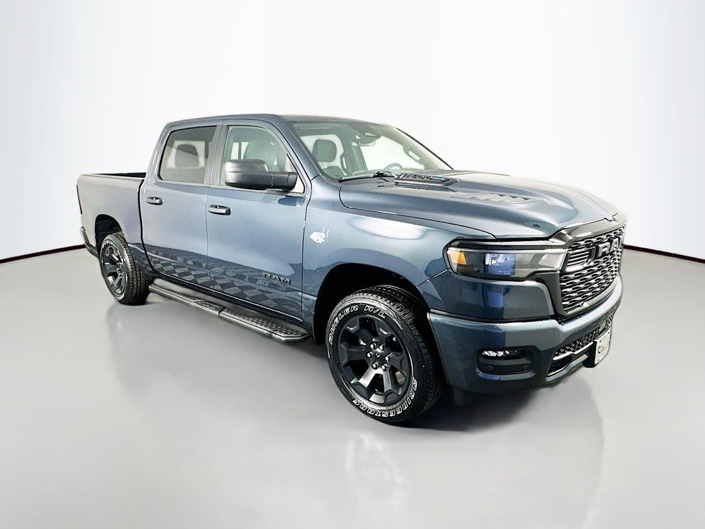 2026 RAM 1500 Express Crew Cab 4WD
