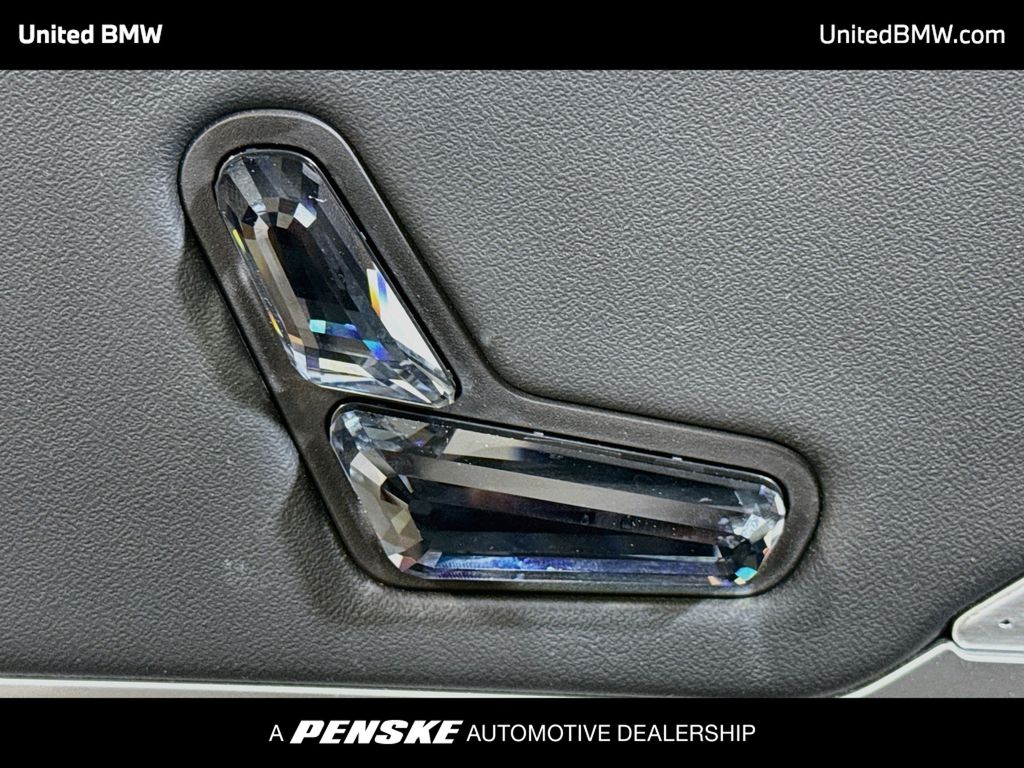 Thumbnail: 2023 BMW 7 Series - 4