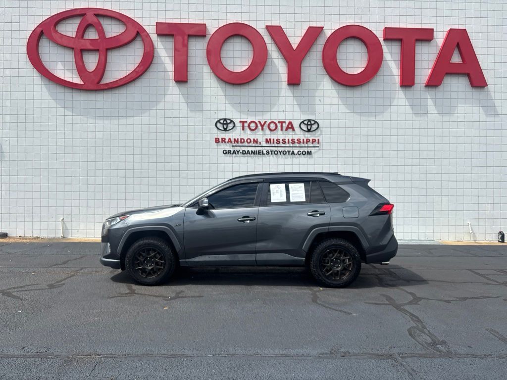 Used 2020 Toyota RAV4 SUV