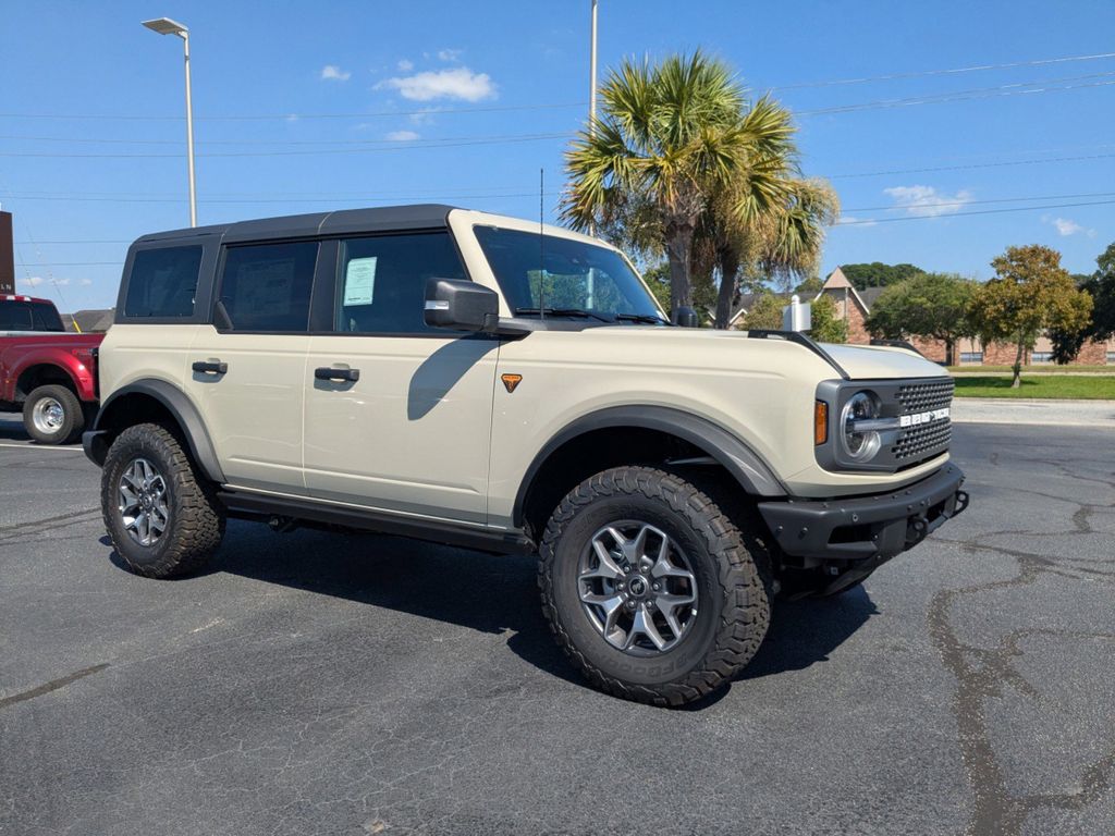 2025 Ford Bronco Badlands