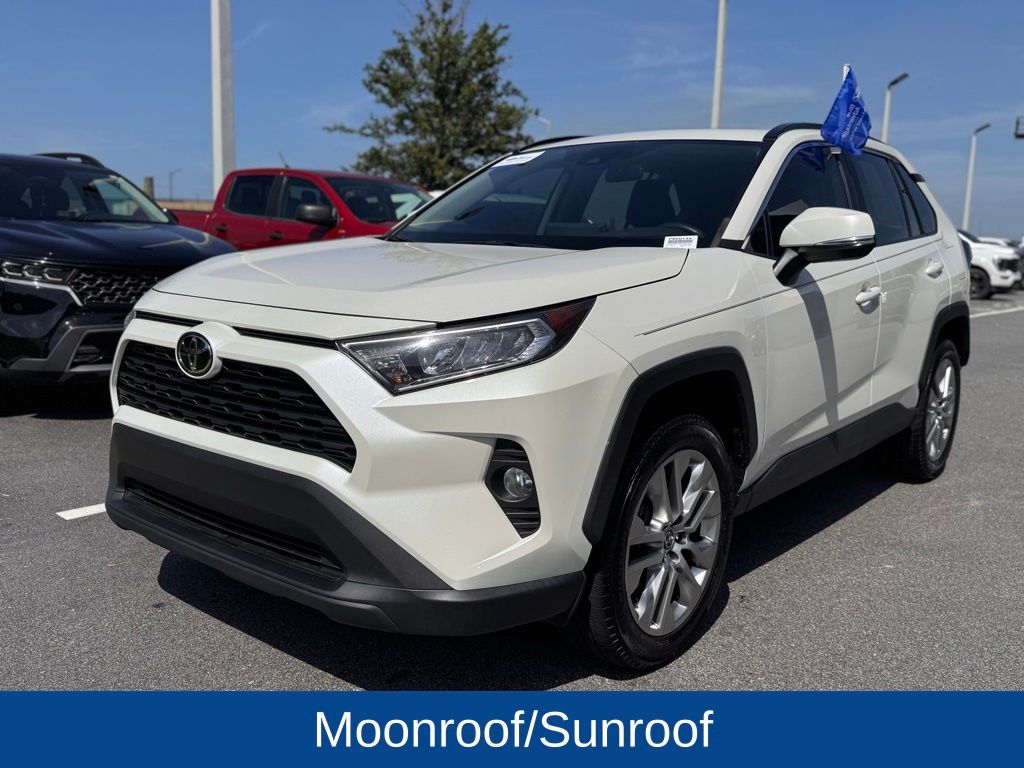 2021 Toyota RAV4 XLE Premium