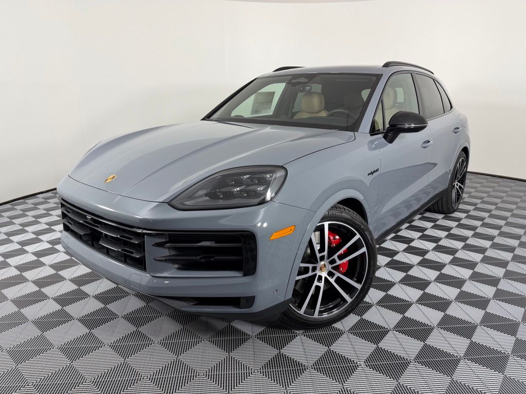 Thumbnail: 2026 Porsche Cayenne - 1