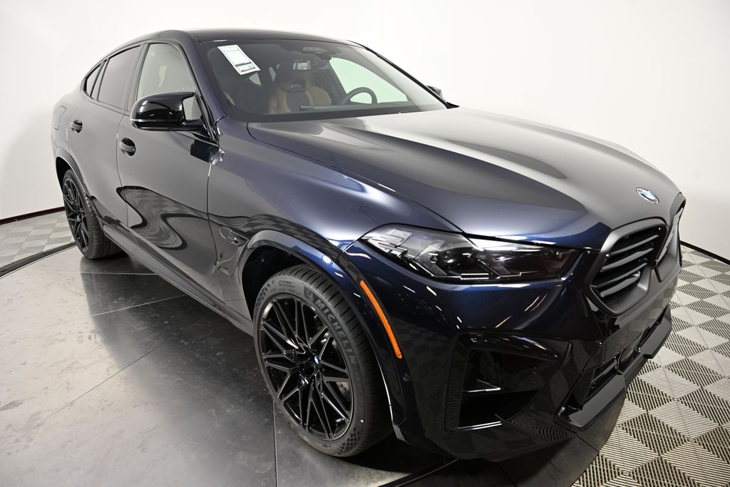 2025 BMW X6 M 8