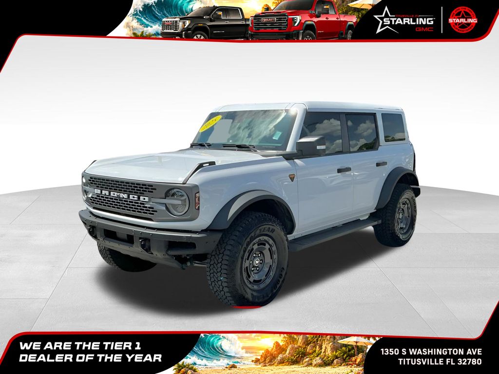 Oxford White 2025 Ford Bronco SUV / Crossover Four-Wheel Drive Automatic