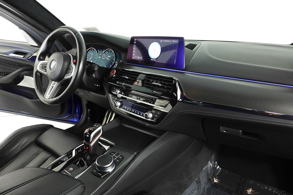 Thumbnail: 2019 BMW M5 - 13
