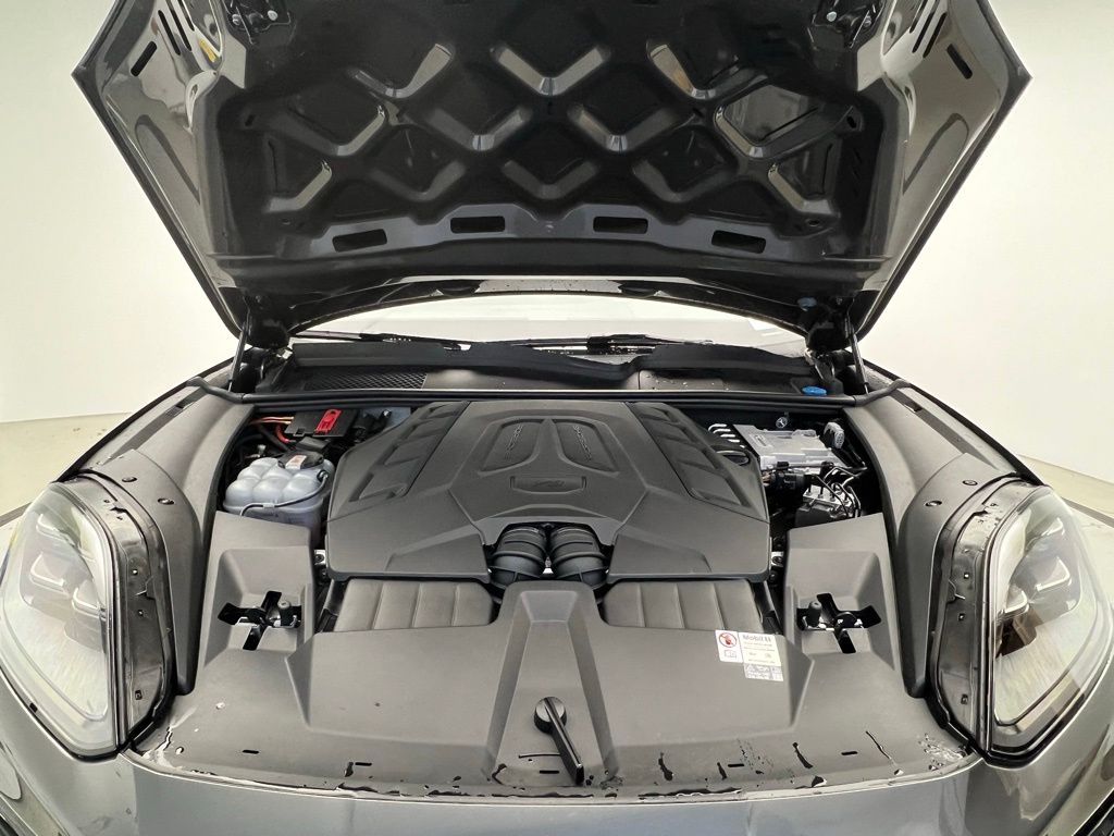 Thumbnail: 2024 Porsche Cayenne - 26