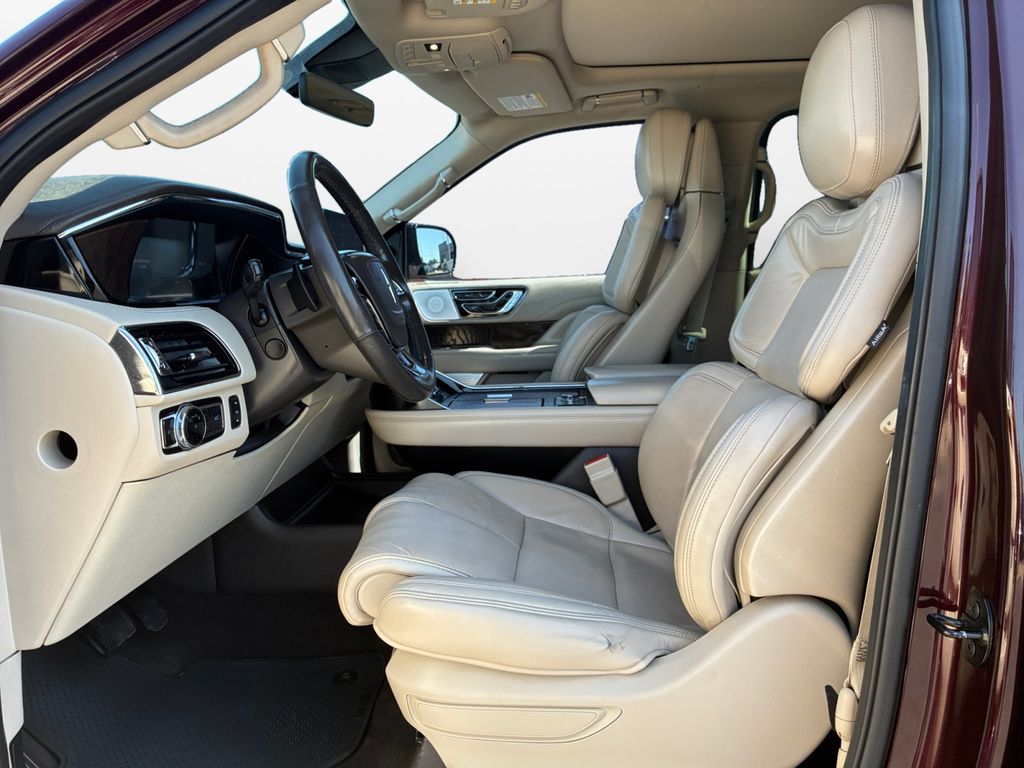 Used Car 2020 Lincoln Navigator L  Reserve For Sale Under $35,000 In Austin, Texas