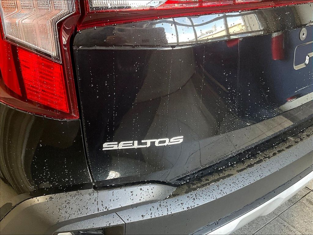 2024 Kia Seltos — photo 28