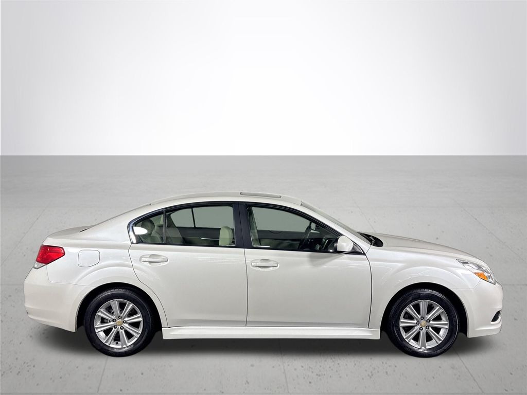 2010 Subaru Legacy 2.5i