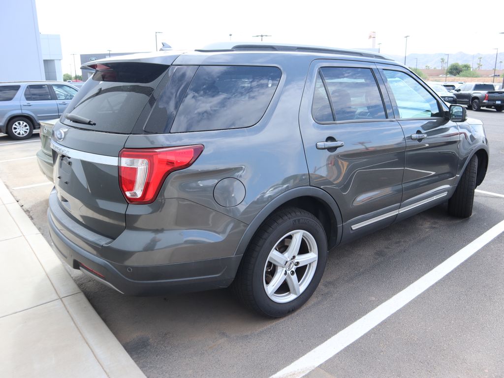Thumbnail: 2019 Ford Explorer - 4