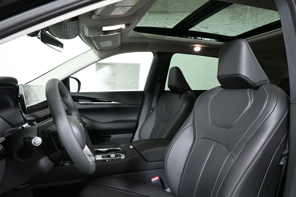 2025 INFINITI QX60 Pure 13