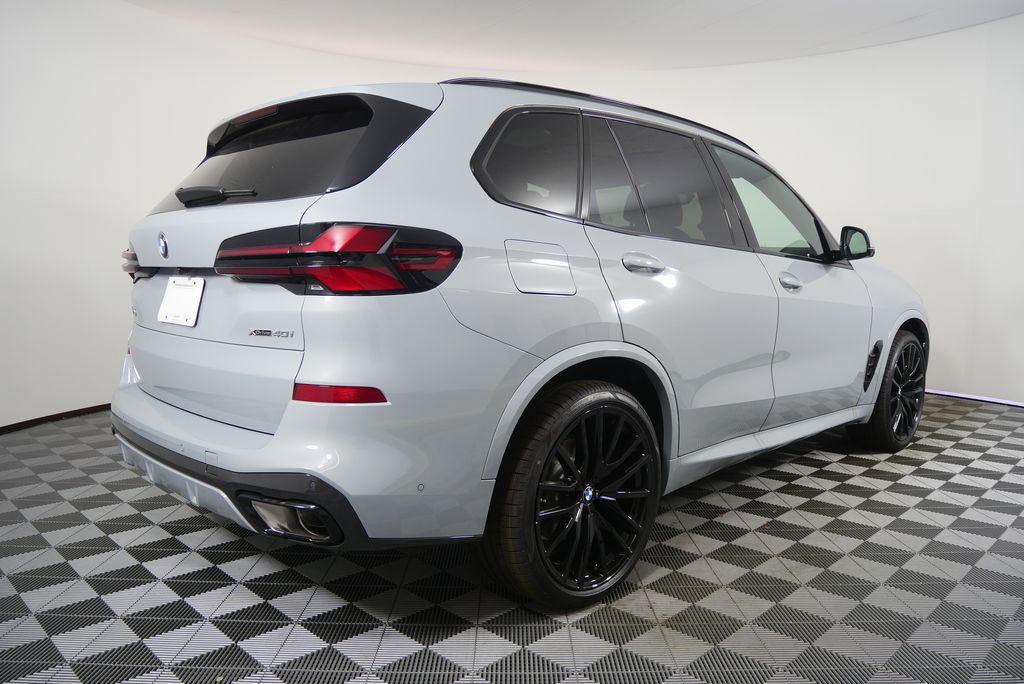 Thumbnail: 2026 BMW X5 - 3