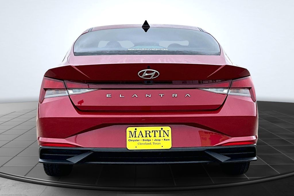 2021 Hyundai Elantra SEL Red at AutoSavvy Houston Southwest