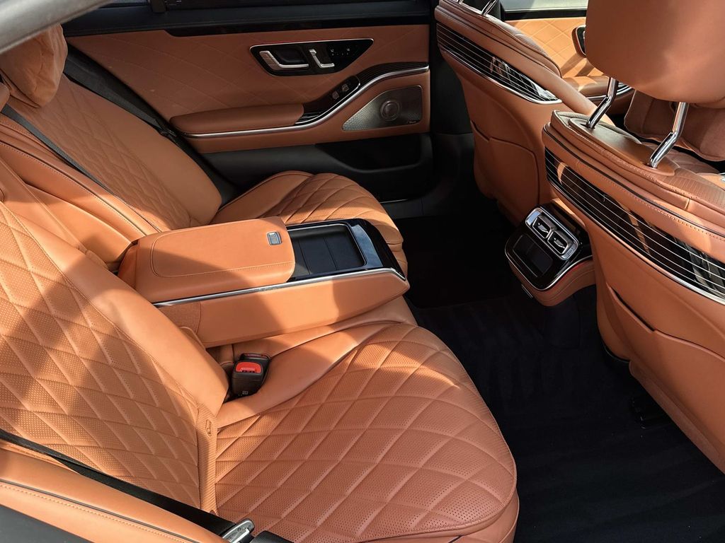 Thumbnail: 2022 Mercedes-Benz S-Class - 23