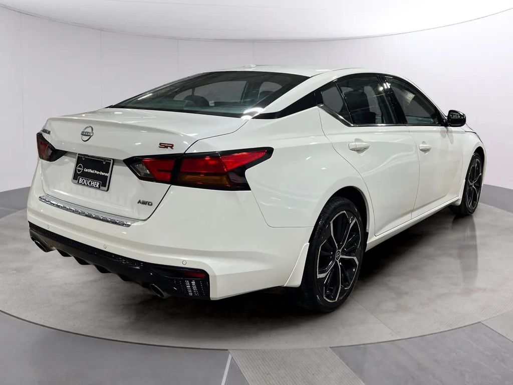 Certified Used 2023 Pearl White Tricoat Nissan 2.5 SR image 4