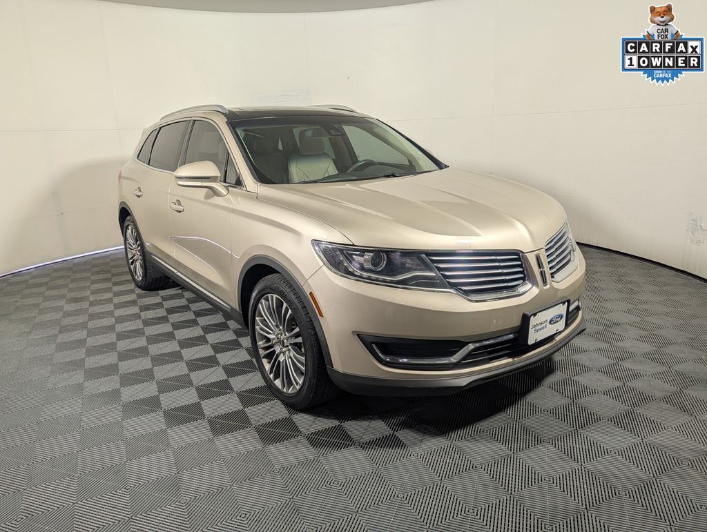 White Gold 2017 Lincoln MKX Reserve FWD SUV / Crossover Front-Wheel Drive 6-Speed Automatic