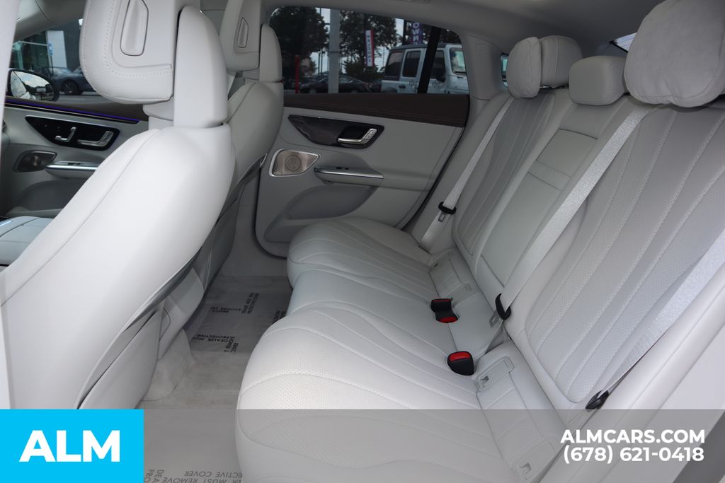 Used 2025 White Mercedes-Benz 350+ Sedan image 17