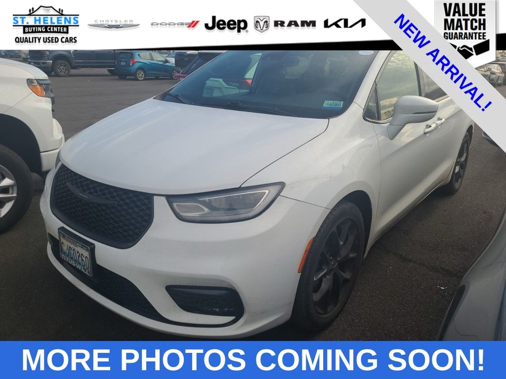 2022 Chrysler Pacifica Touring L