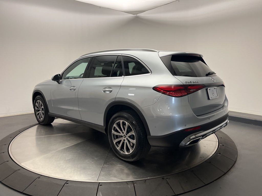 Thumbnail: 2026 Mercedes-Benz GLC - 5