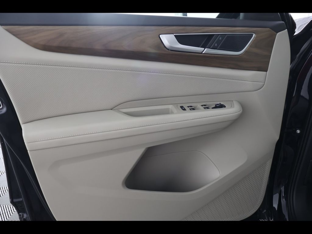 2026 Volkswagen Atlas SE - Photo 26