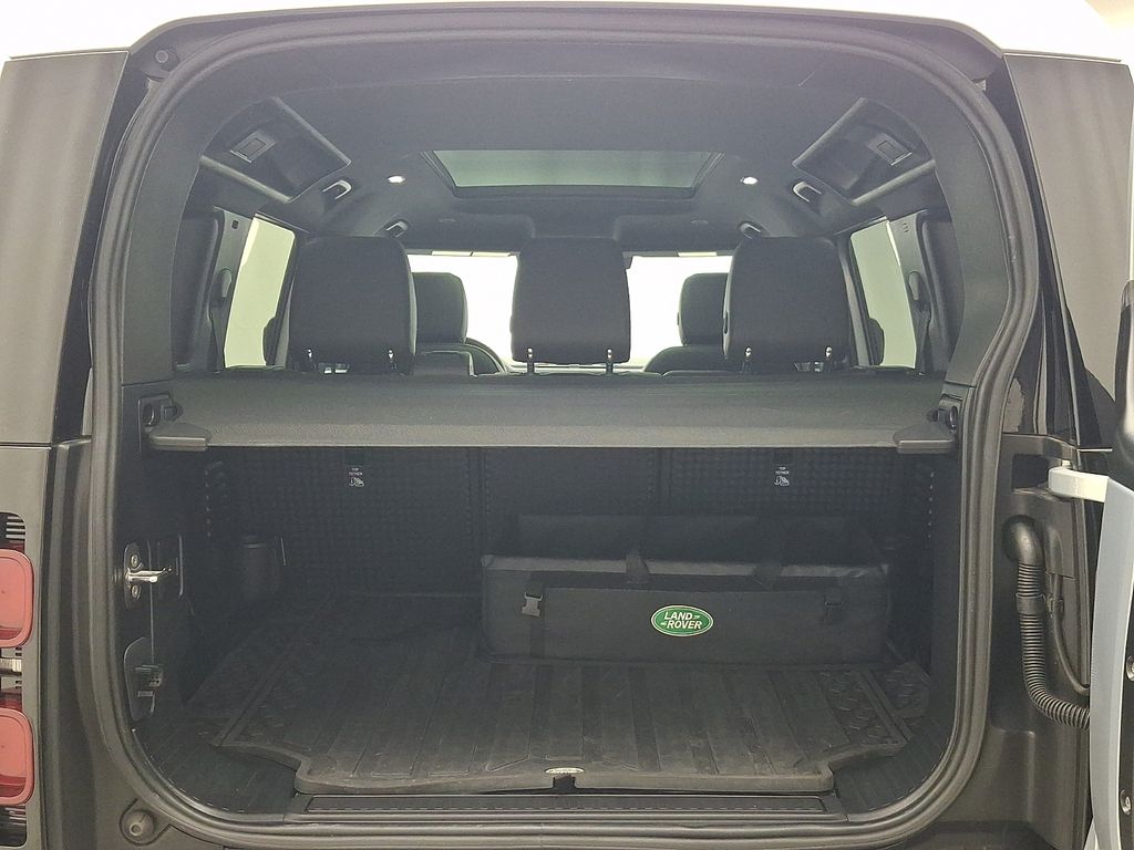 Thumbnail: 2024 Land Rover Defender - 28