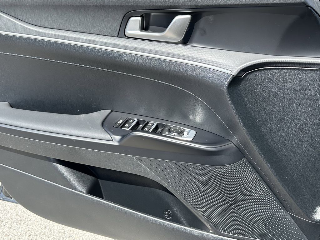 new 2026 Kia K5 car, priced at $25,020