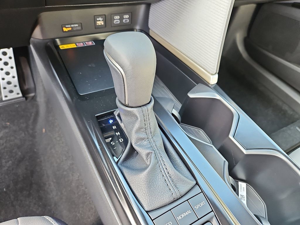 Thumbnail: 2026 Toyota Camry - 13