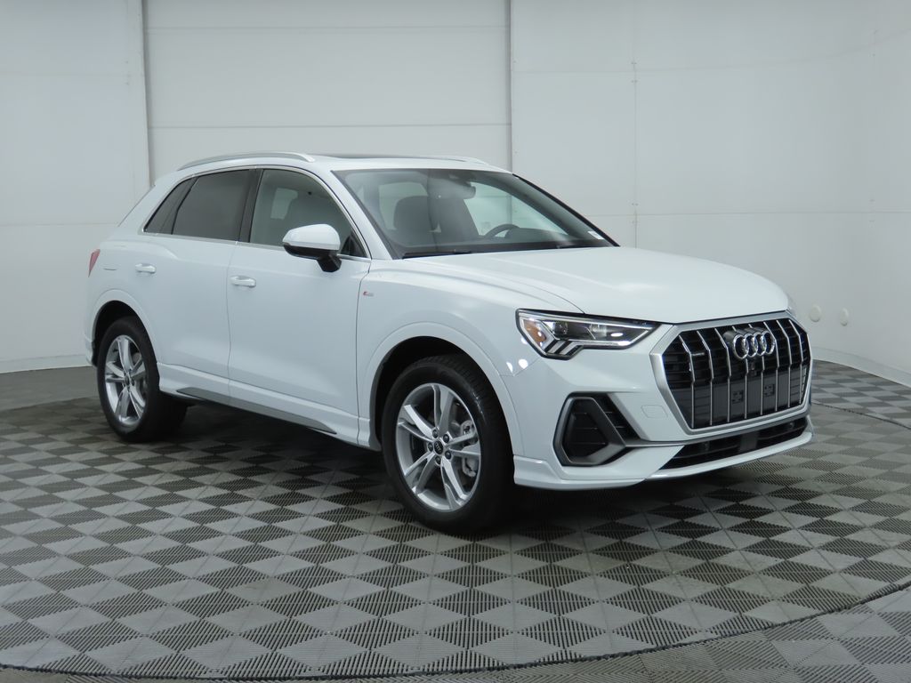 2024 Audi Q3  3