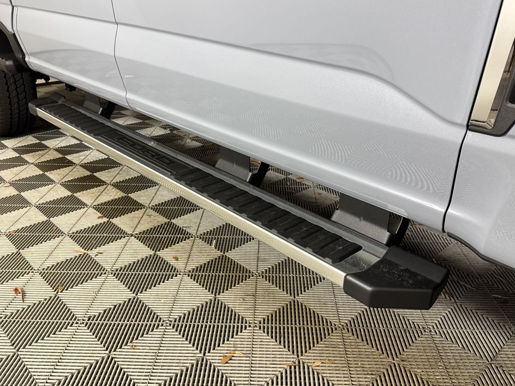 New 2026 Gray Ford Lariat image 26