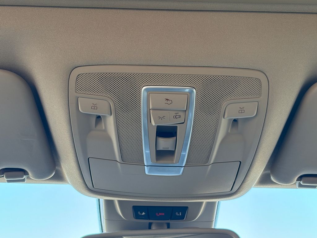 Thumbnail: 2014 Mercedes-Benz M-Class - 22