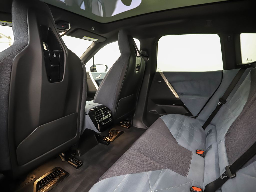 Thumbnail: 2026 BMW iX - 21