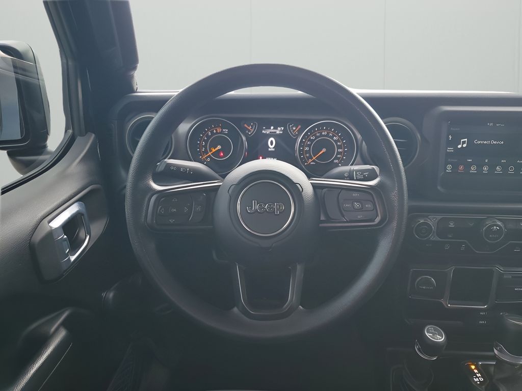 Used Car 2022 Jeep Gladiator  Sport For Sale Under $35,000 In Austin, Texas