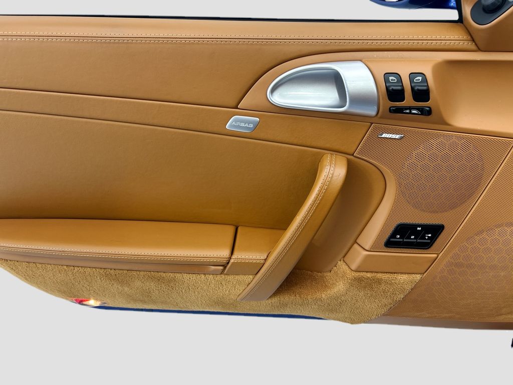 Thumbnail: 2006 Porsche 911 - 21