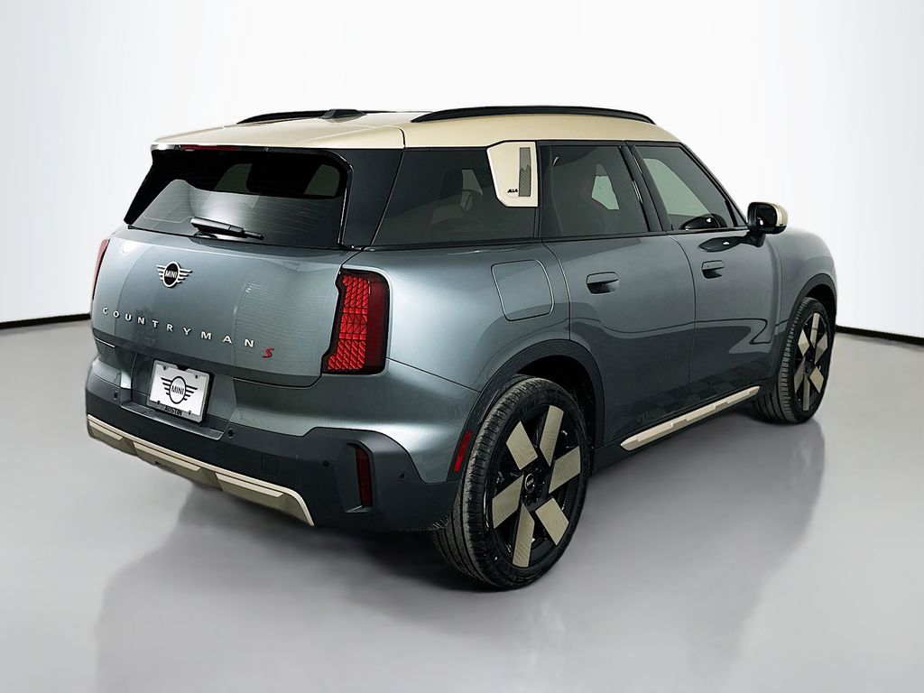 2025 MINI Cooper Countryman Signature 5