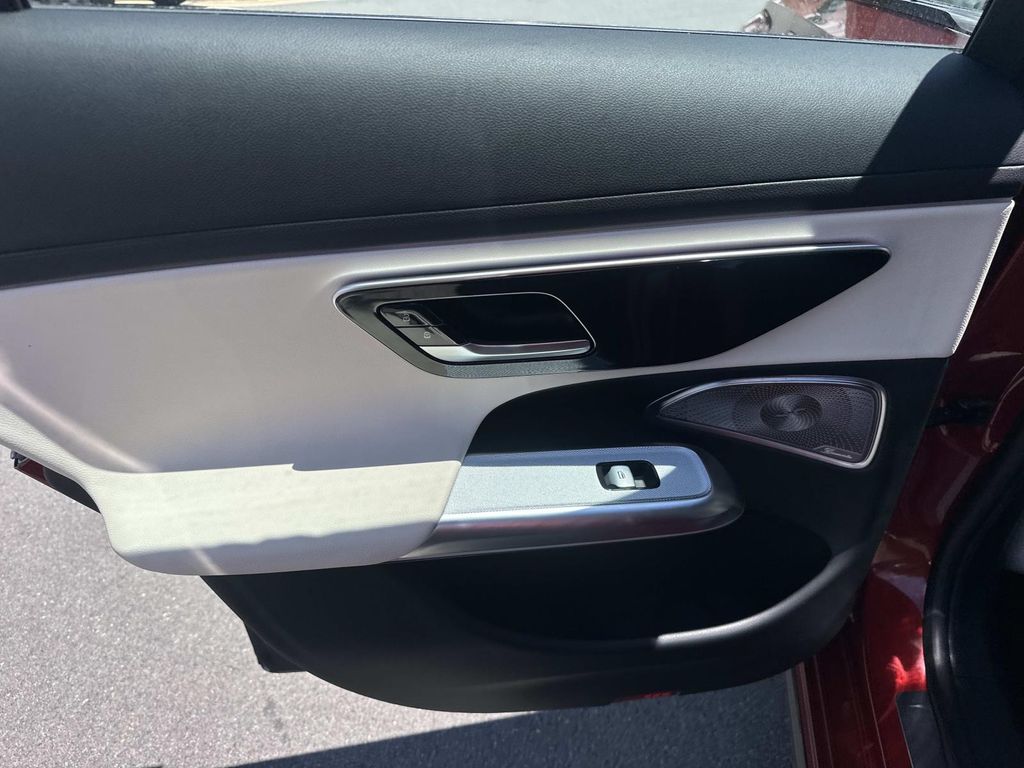 Thumbnail: 2024 Mercedes-Benz E-Class - 16