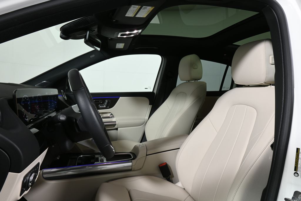 Thumbnail: 2026 Mercedes-Benz GLA - 15