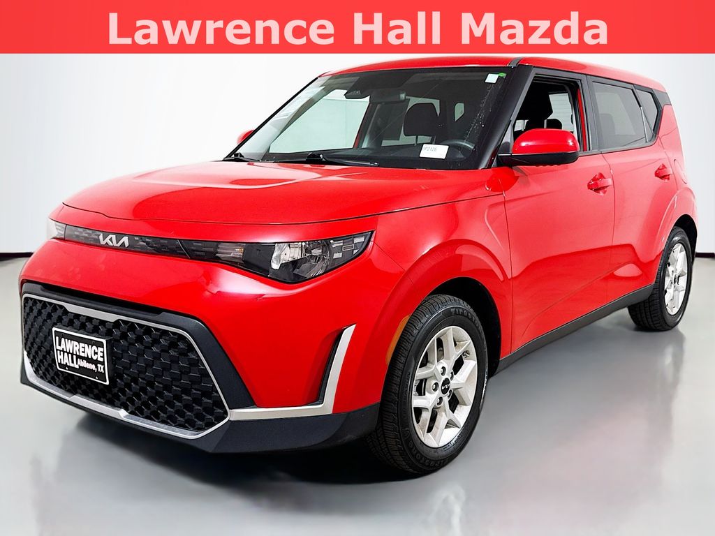 2024 Kia Soul LX FWD
