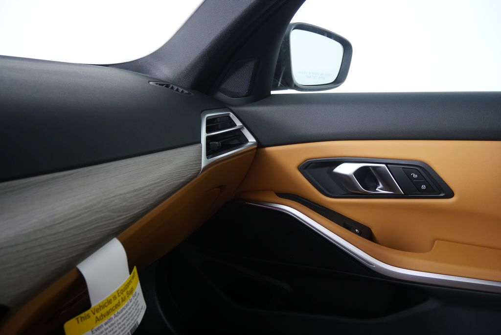 Thumbnail: 2026 BMW 3 Series - 24