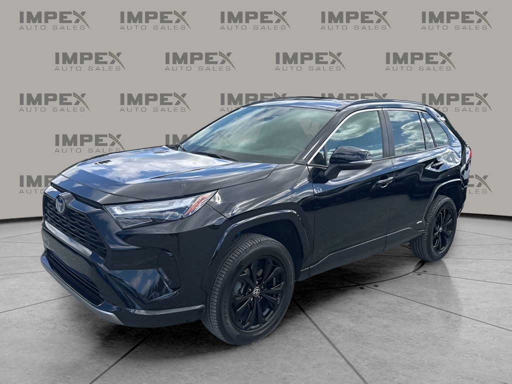 2022 Toyota RAV4 Hybrid SE's photo